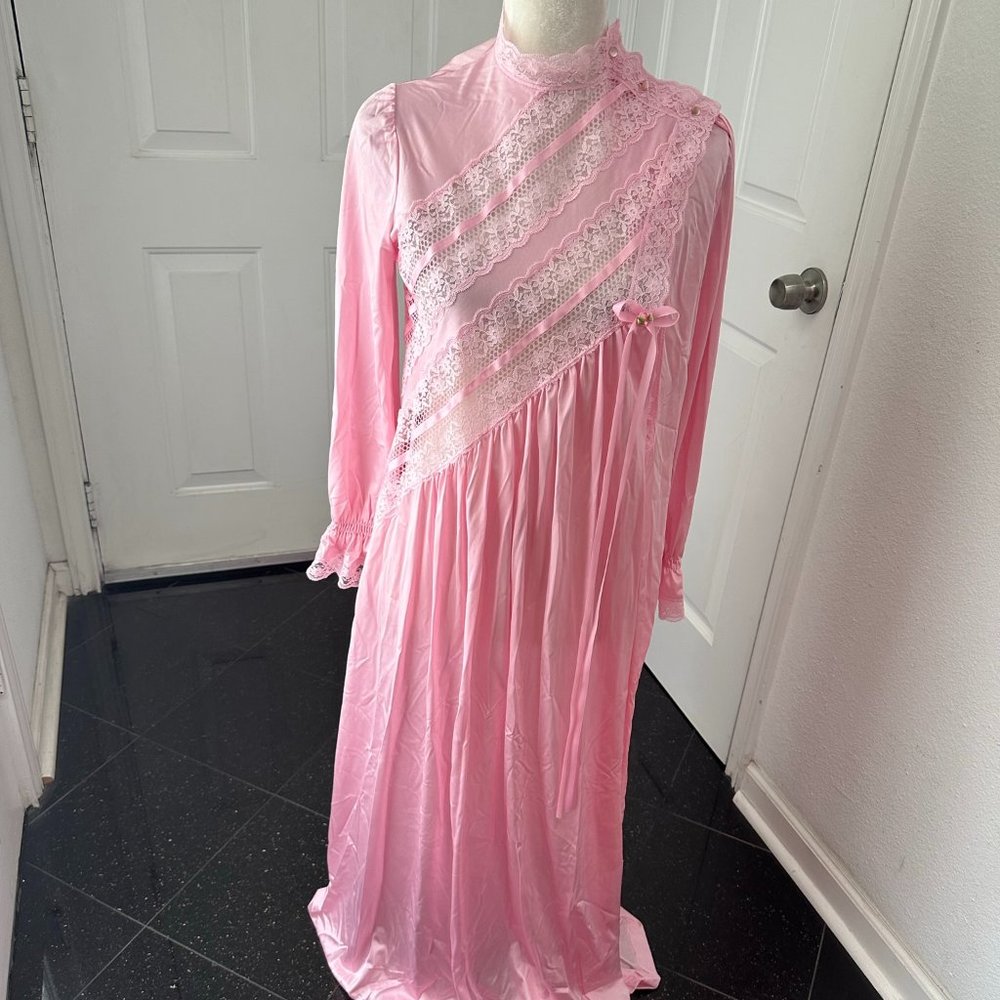 Vintage 1960s Gilead Pink Nylon Lace Robe Peignoir Size S USA